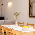 Heritage Island Escape - Casa Bola- Boutique Retreat Donji Humac