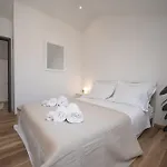 Heritage Island Escape - Casa Bola- Boutique Retreat וילה Donji Humac