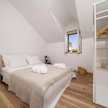 Vila Heritage Island Escape - Casa Bola- Boutique Retreat Donji Humac